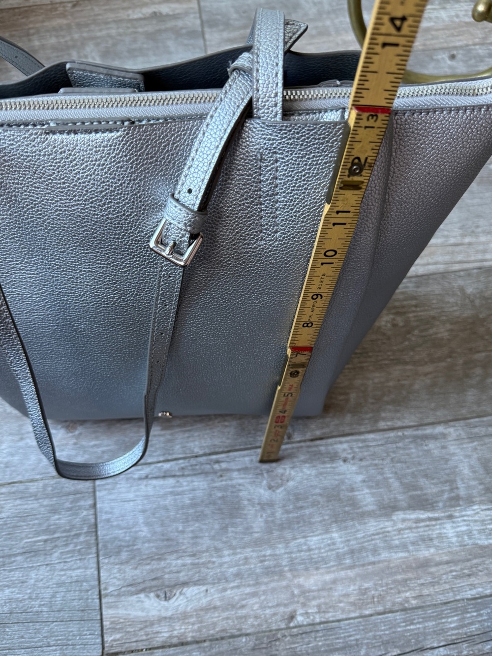 Thacker Metallic Anya Tote | Lots of Compartments | Silver - Picture 13 of 14